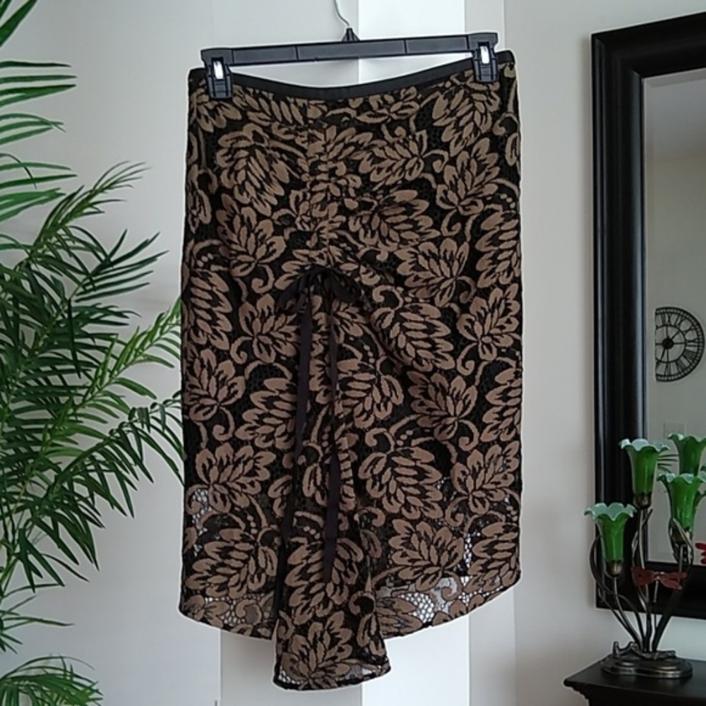 Coast Friday Aiden Lace Cinched Skirt 8